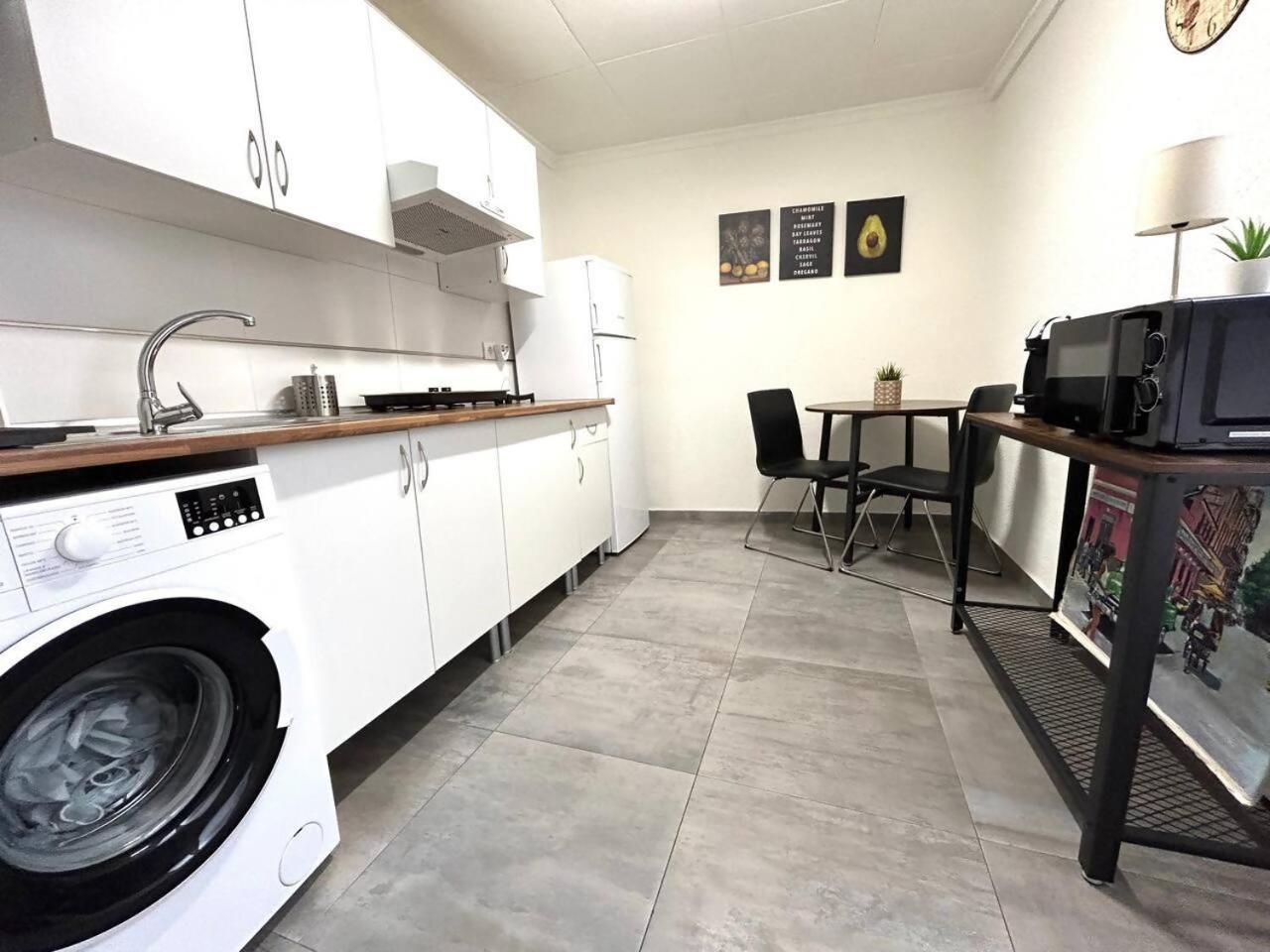 Plaza Circular Mas Que Apartamentos Murcia Dış mekan fotoğraf
